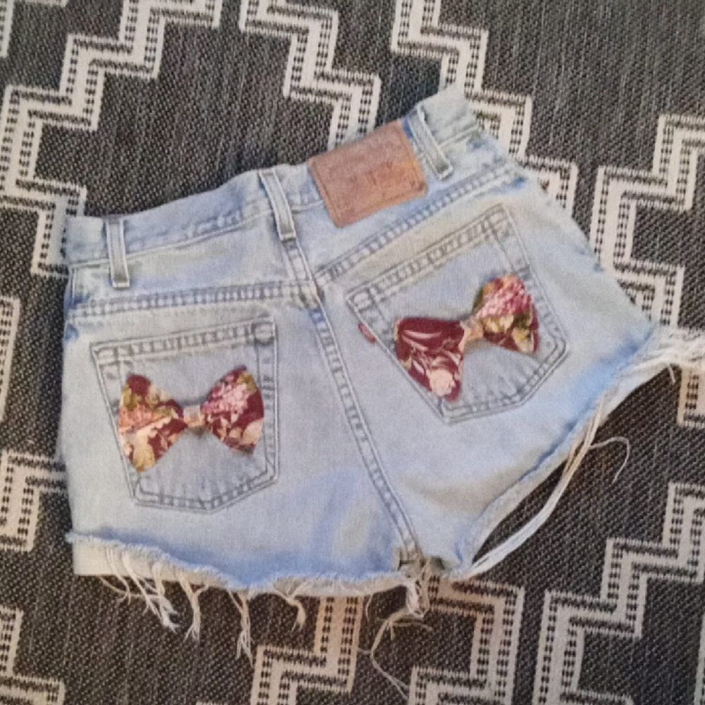 Levi's Blue High-Waisted Jean Shorts Vintage Style